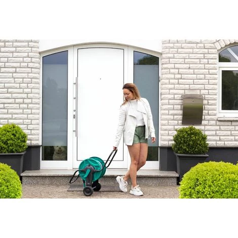 VONROC Set Complet Chariot Enrouleur Avec Tuyau D’arrosage De 20M, 3 Buses D’arrosage, Raccord De Tuyaux Et Raccord De Robinet Inclus 4 VONROC Set Complet Chariot Enrouleur Avec Tuyau D’arrosage De 20M, 3 Buses D’arrosage, Raccord De Tuyaux Et Raccord De Robinet Inclus – Image 2