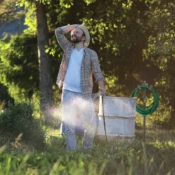 Relaxdays Porte-tuyau D’arrosage Avec Robinet, 2 Adaptateurs 1/2" Inclus, Acier, Colonne D’eau, 107,5 Cm De Haut, Brun -Tuyau d'arrosage Soldes 27614563 3