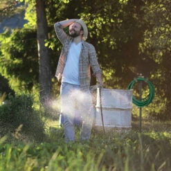 Relaxdays Support Tuyau D’arrosage, Autonome, Enrouleur Debout, Acier, Solide, Dérouleur Droit, HLP 108x26x18cm, Brun -Tuyau d'arrosage Soldes 27638931 4