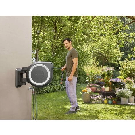 GARDENA Dévidoir Automatique Mural RollUp L 30m + Pistolet-arrosoir Multijet (18627-33) 6 GARDENA Dévidoir Automatique Mural RollUp L 30m + Pistolet-arrosoir Multijet (18627-33) – Image 4