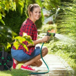 Relaxdays Dévidoir à Tuyau D’arrosage (30 M), Raccord 3/4", Acier Et Plastique, Avec Poignée Et Manivelle, Noir/vert -Tuyau d'arrosage Soldes 58046481 4